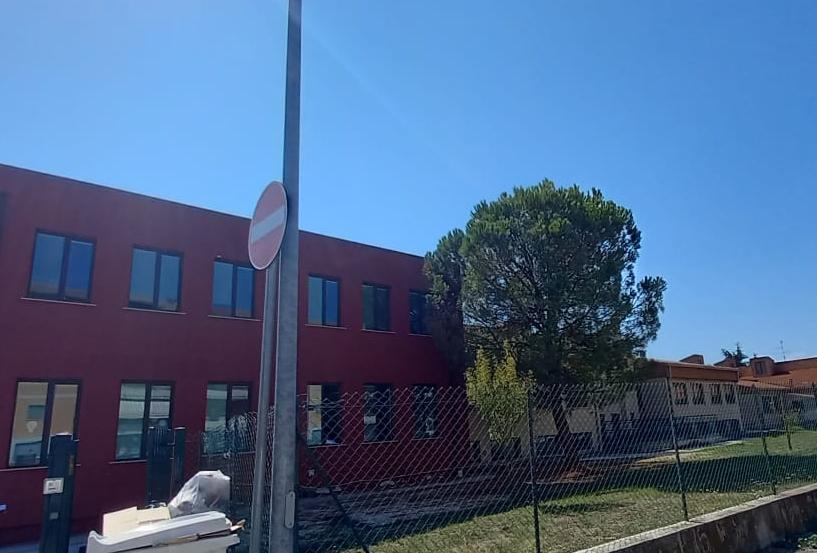 Pronta, dopo i lavori di miglioramento, la Scuola “G. Serroni” di San Nicolò 