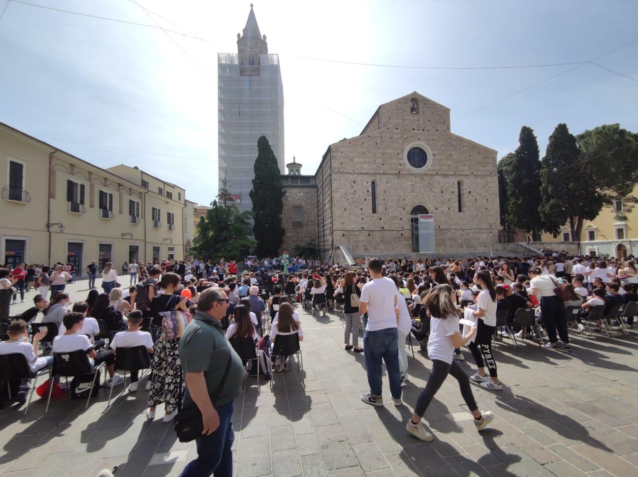 Strage di Capaci, a Teramo le scuole in piazza contro la cultura mafiosa