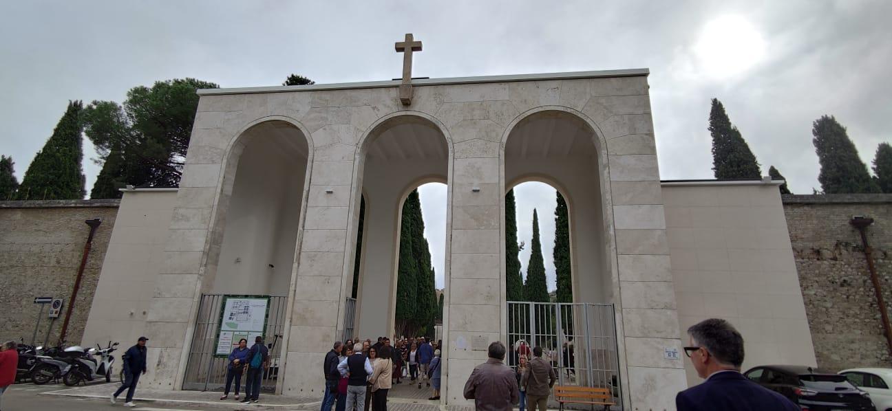 Cimiteri, terminati i lavori anche a Rapino e Miano 