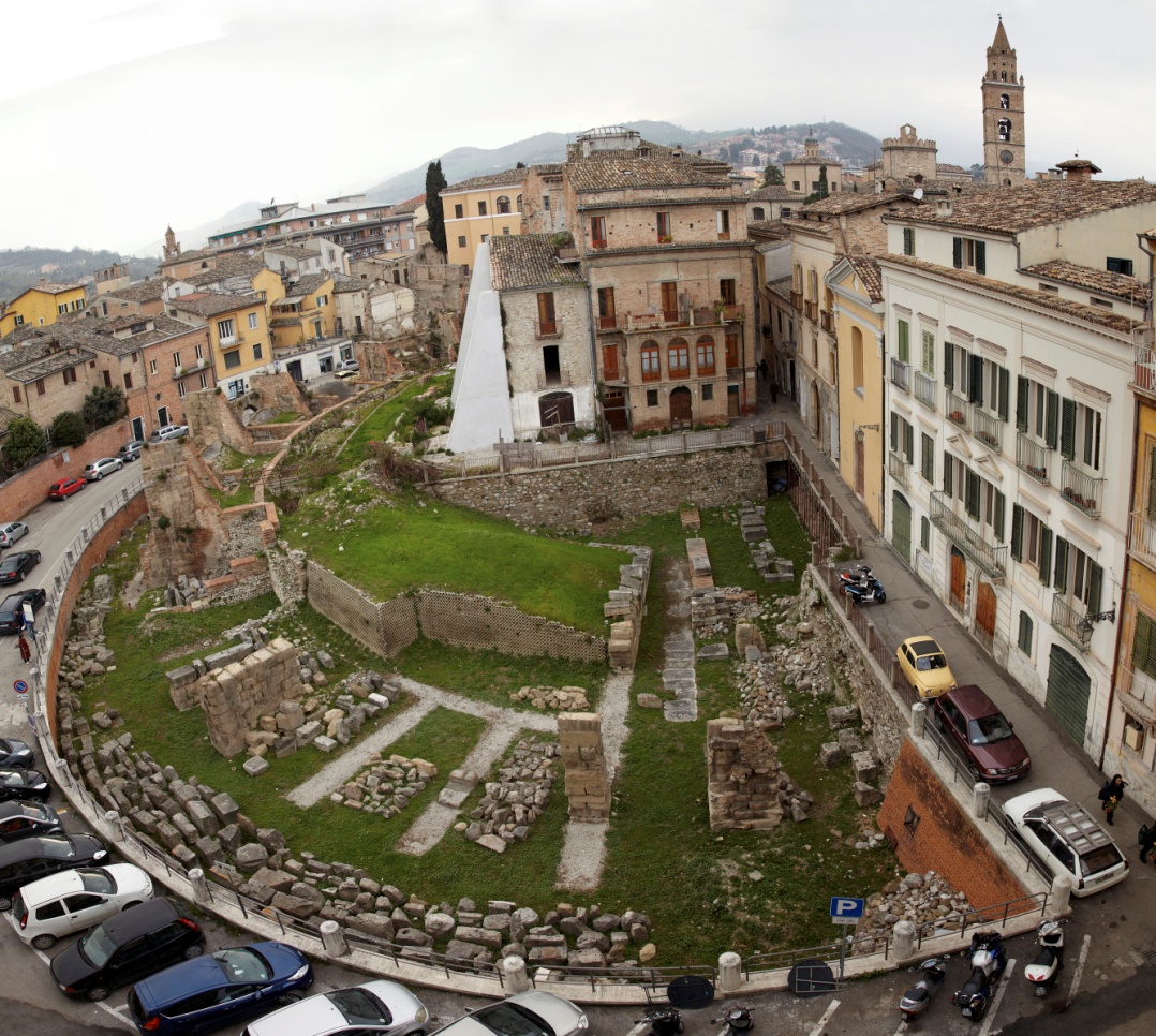 Sito archeologico Teatro romano